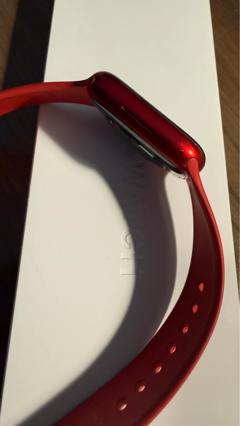 Apple Watch Series 8 (Red) - photo 3