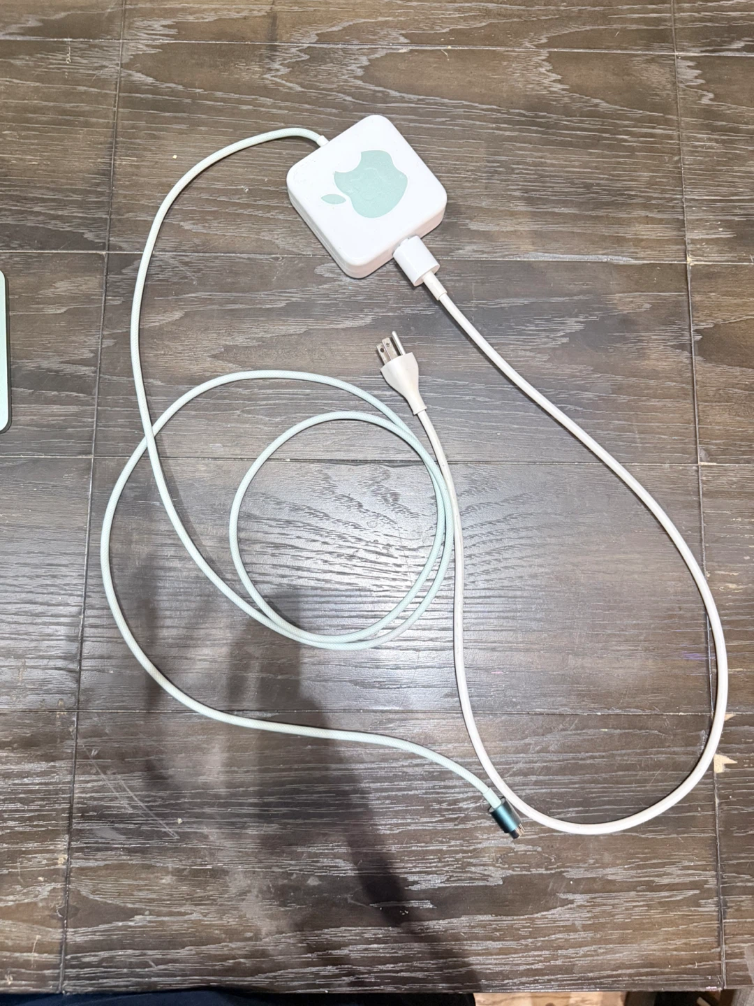 Apple iMac 24 inch M1 Mint Green - photo 3