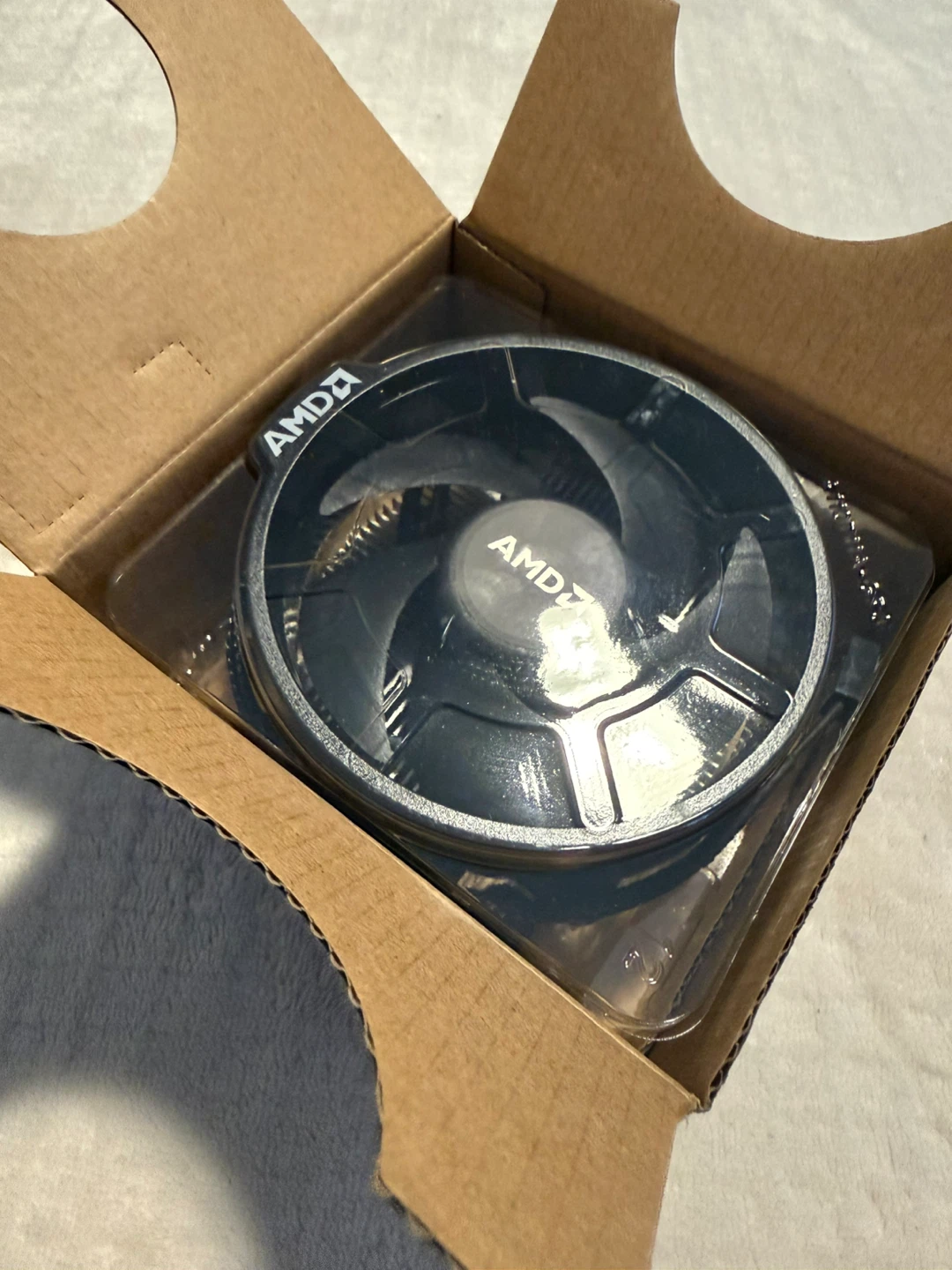 AMD CPU Cooler - photo 3