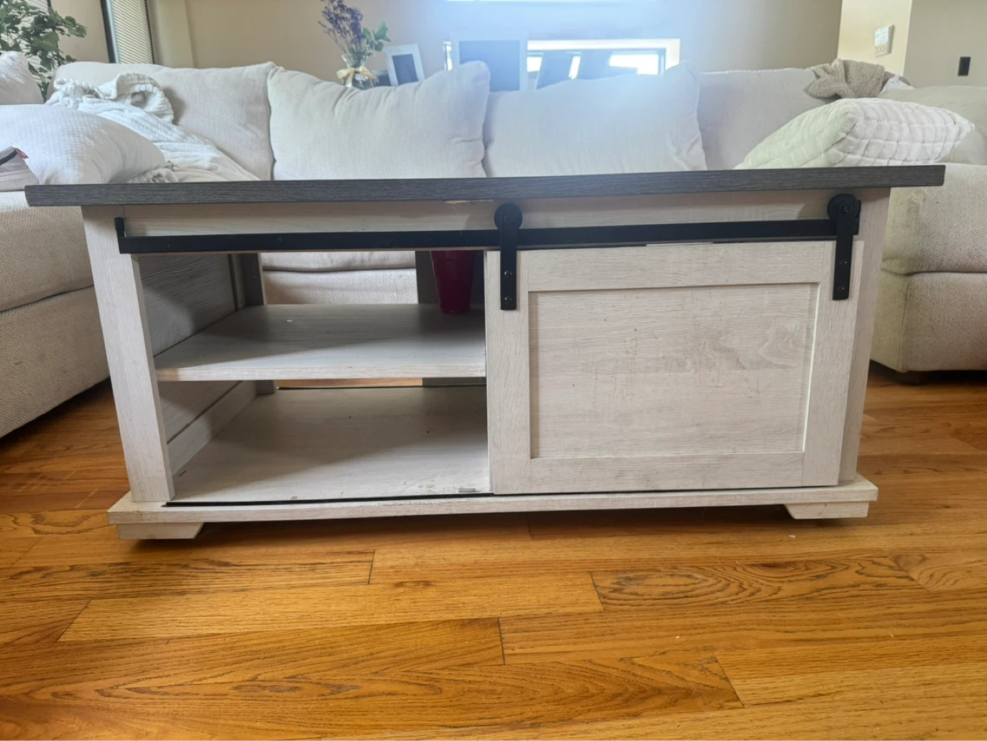 Farmhouse Sliding Barn Door Coffee Table - photo 2