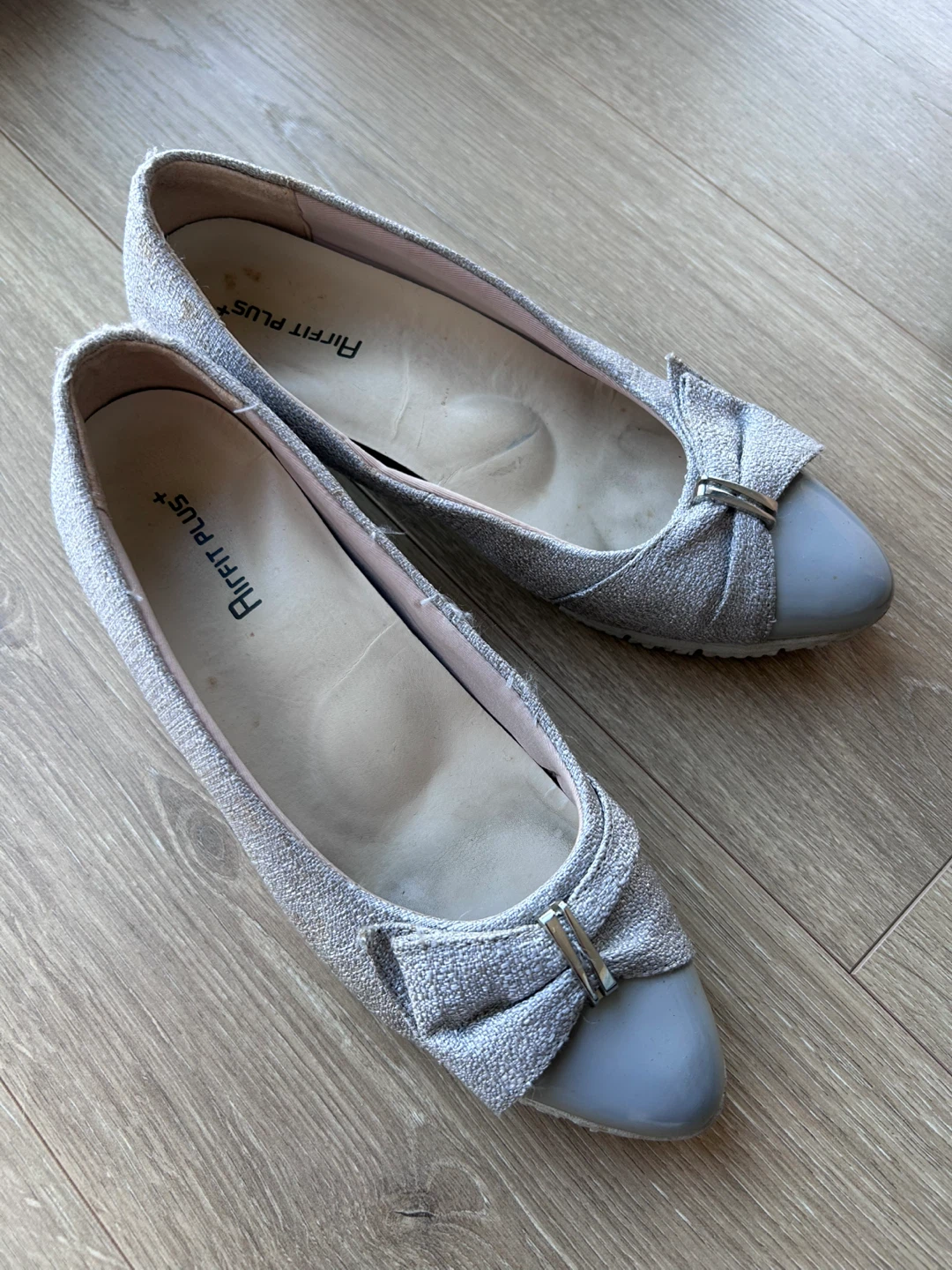 AirFit Plus Women's Silver Low Heels - photo 2