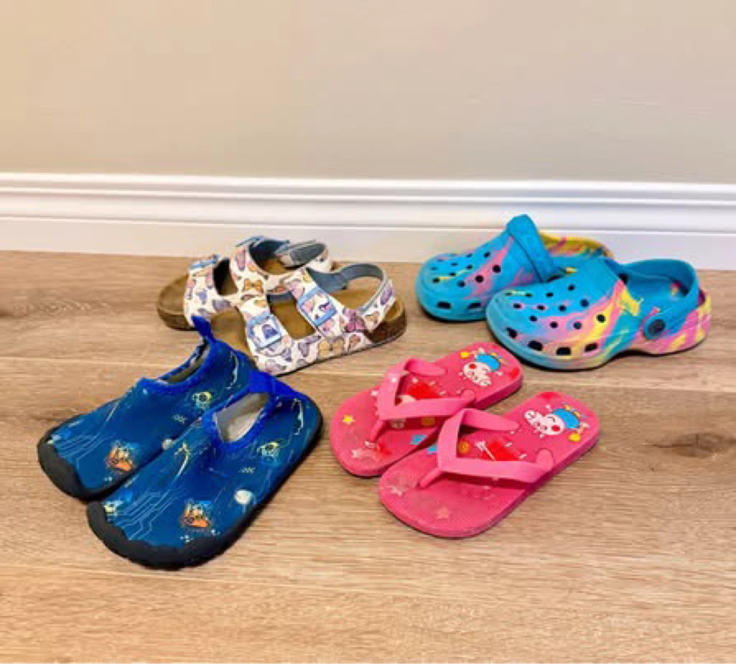 Toddler shoes/slippers lot