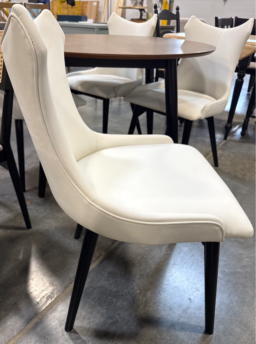 Dining Room set White Faux Leather Dining Chair - photo 3