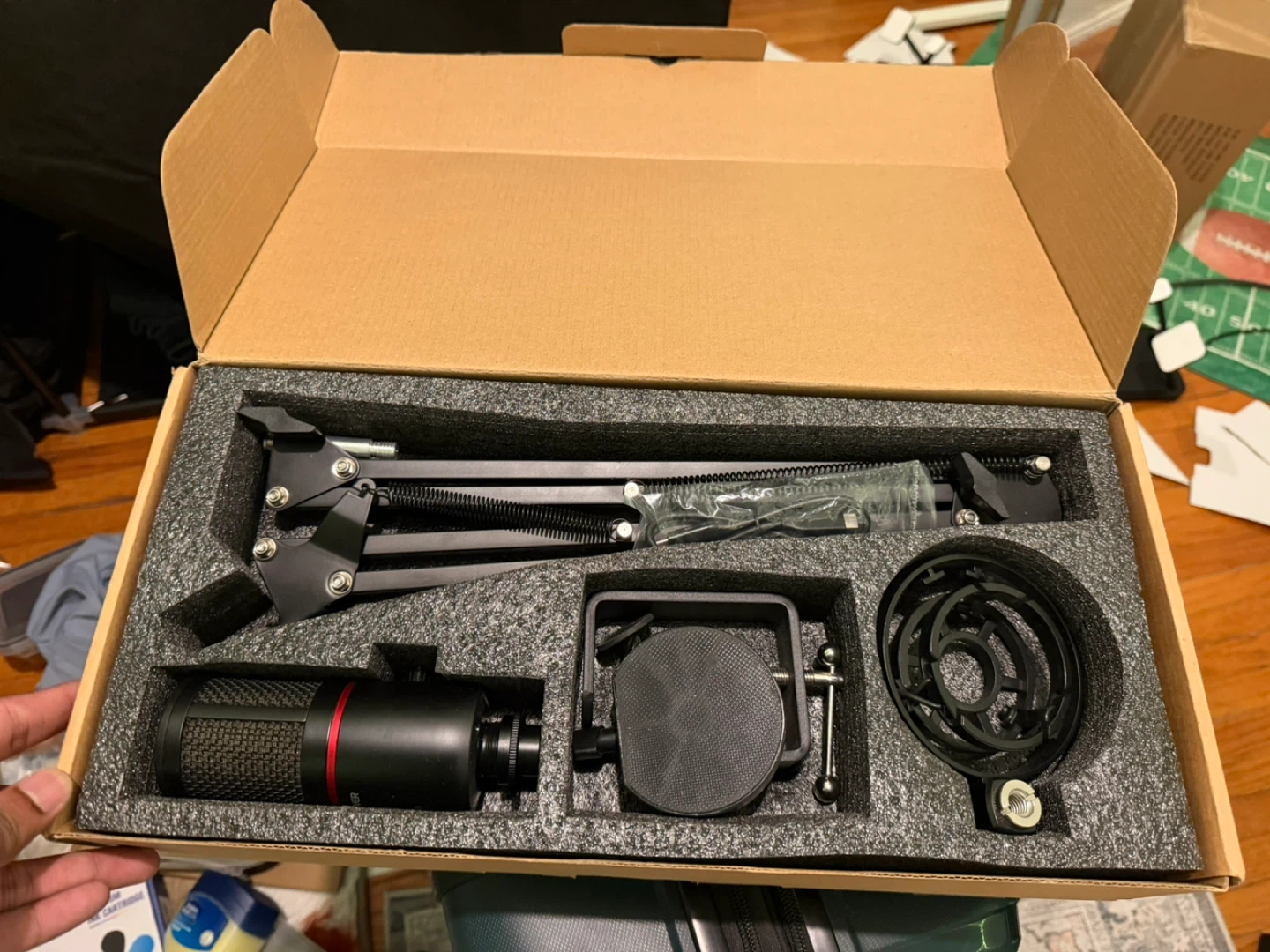 Neewer RGB USB Microphone 4-in-1 Set - photo 2