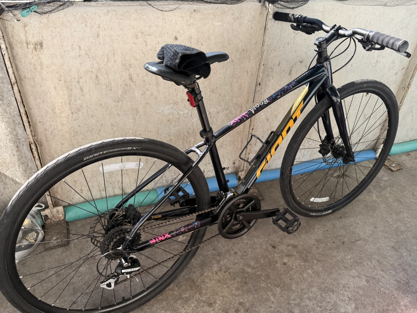 Giant Escape 3 Hybrid Bike