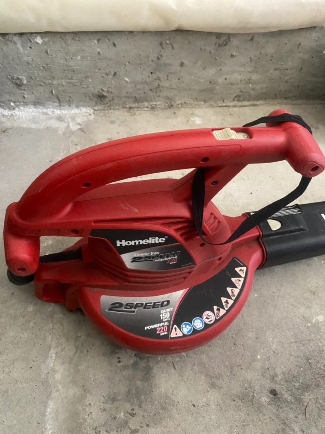 Homelite Electric Leaf Blower with Large Blower Attachment