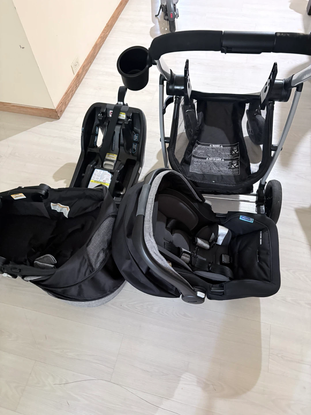 Graco Stroller and Car Seat Travel System