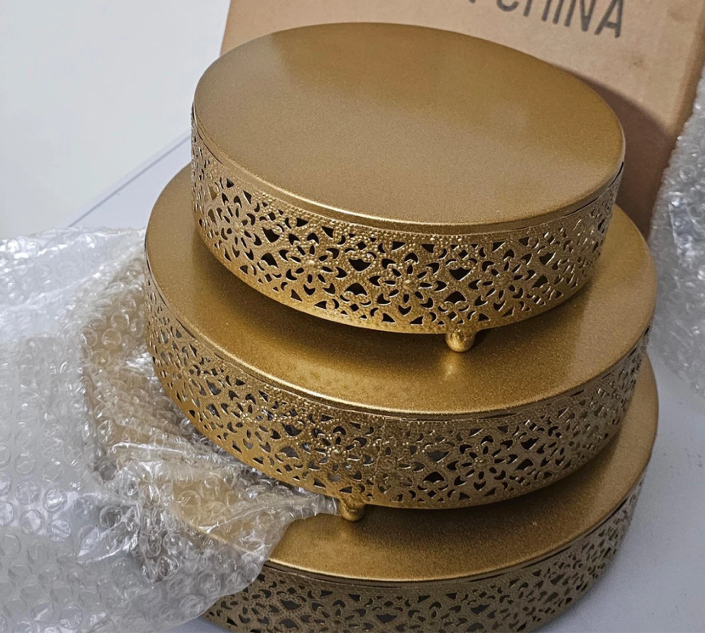 Set of 3 Gold and White Cake Stands