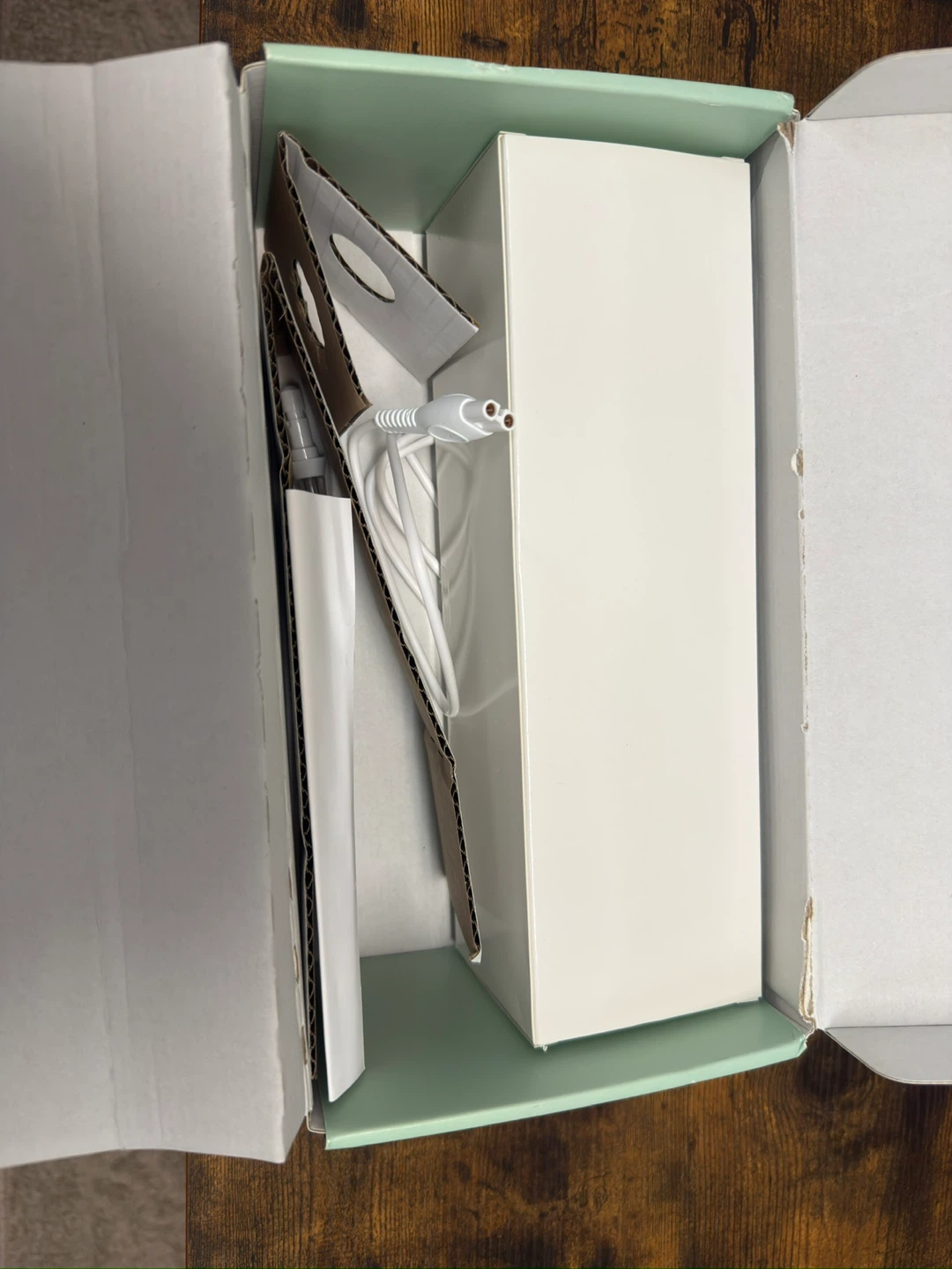 Philips Sonicare Cordless Power Flosser 3000 – Brand New - photo 3