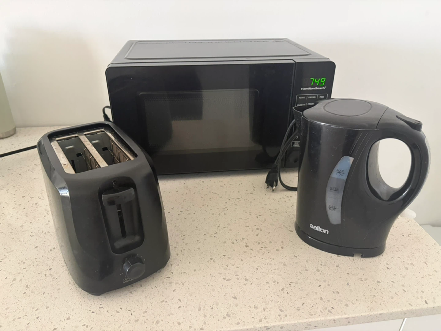 Urgent sales: Black Microwave, Toaster & Kettle Bundle