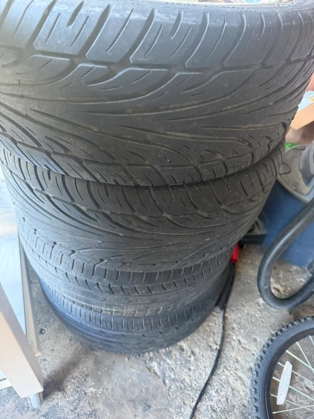 Set of 4 Chrome Rims with Tires - photo 2