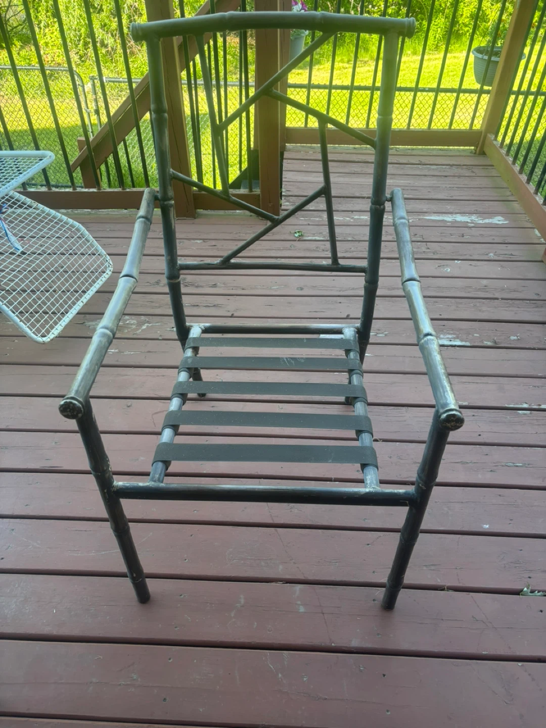 Bamboo Style 5 piece patio set with Floral Cushions - photo 3