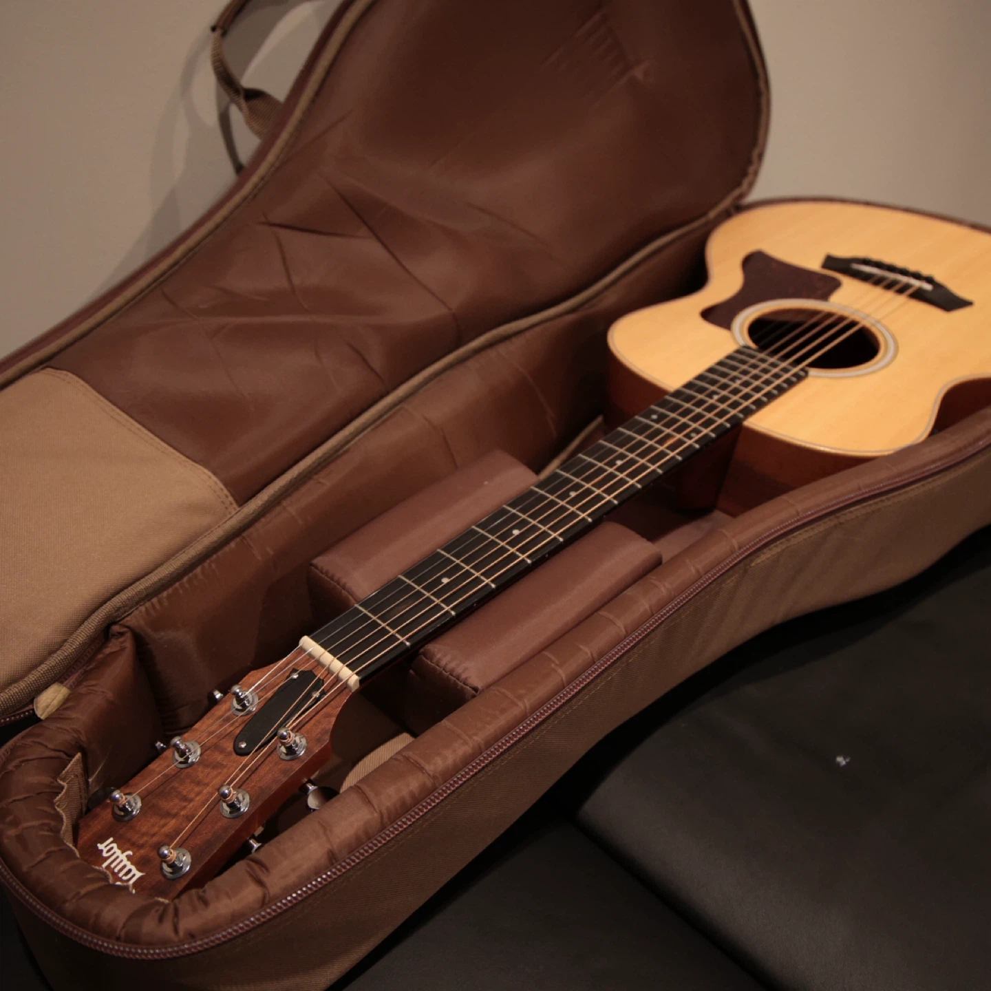 Taylor GSmini Acoustic Guitar with Case - photo 3