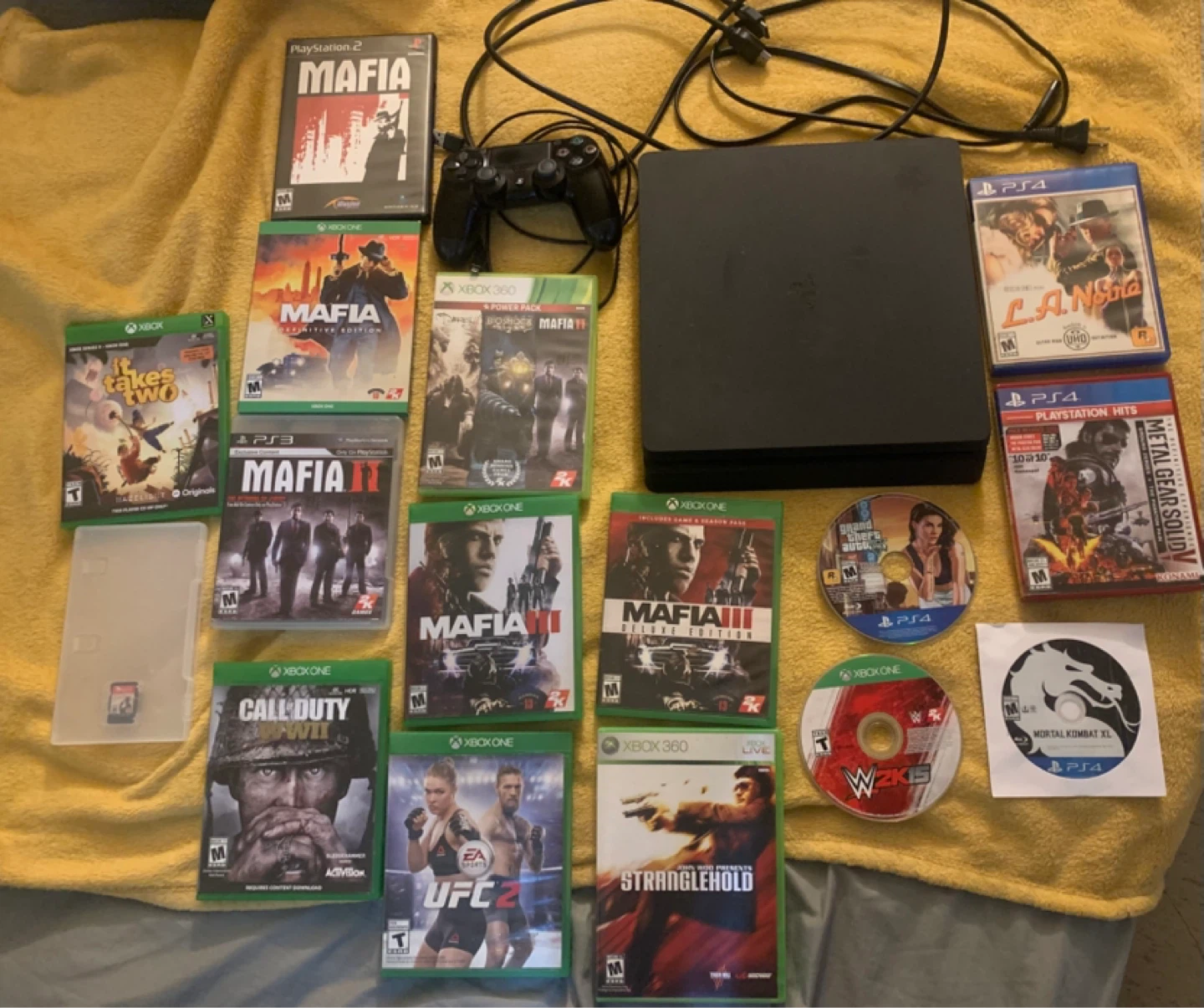PlayStation 4 Slim 500GB Video Game Bundle