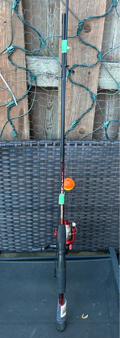 Shakespeare Fishing Rod and Reel Combo - photo 2