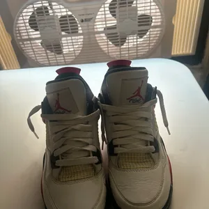 bulk of shoes