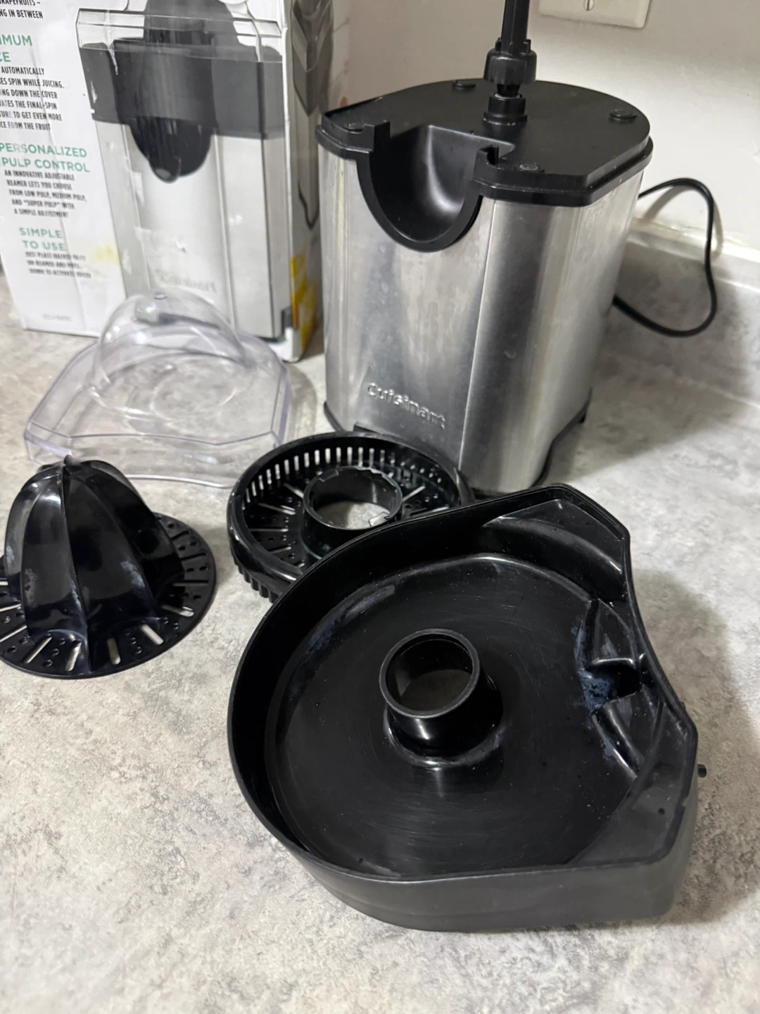 LIKE NEW Cuisinart Pulp Citrus Juicer - photo 2