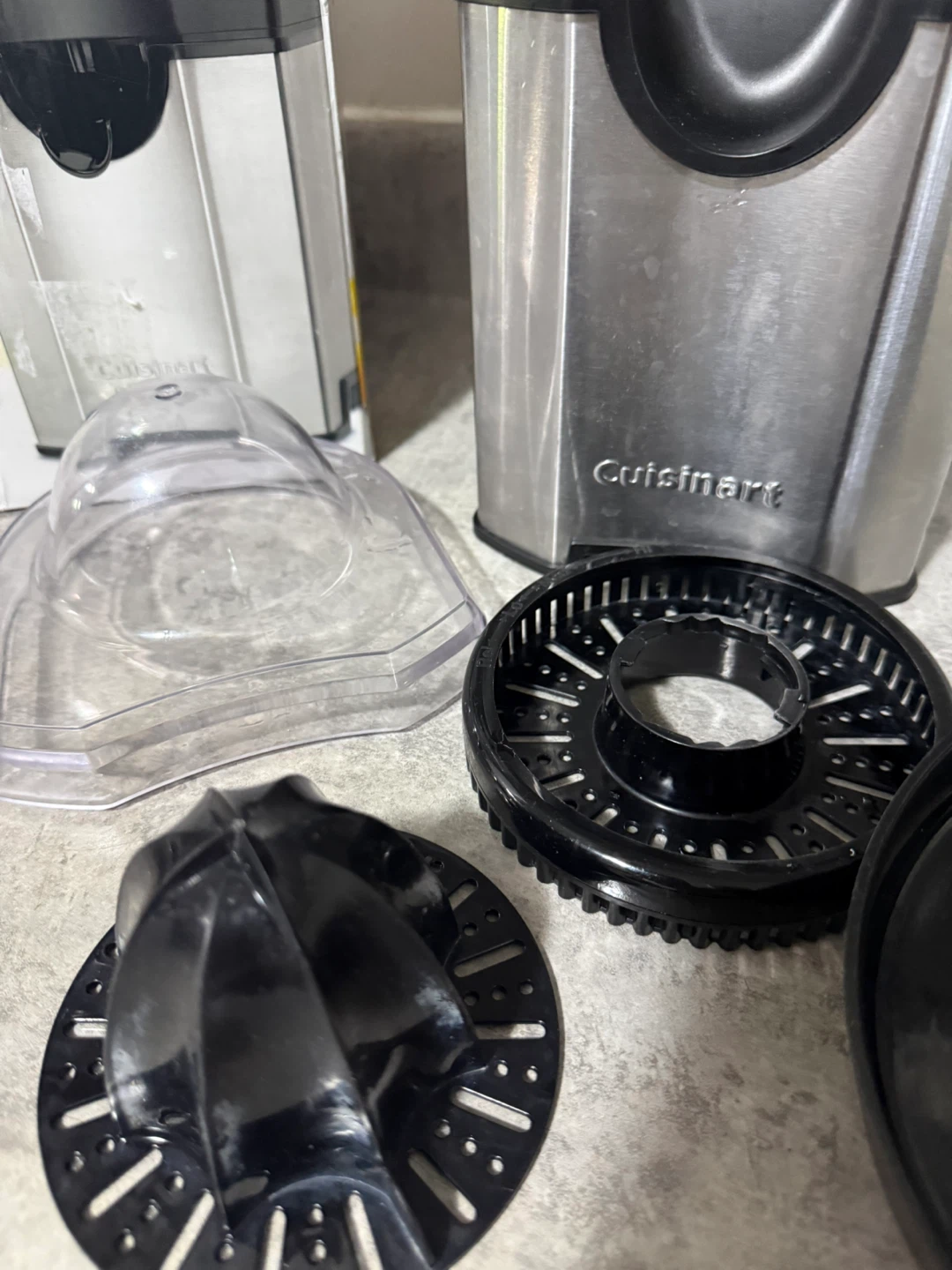 LIKE NEW Cuisinart Pulp Citrus Juicer - photo 3