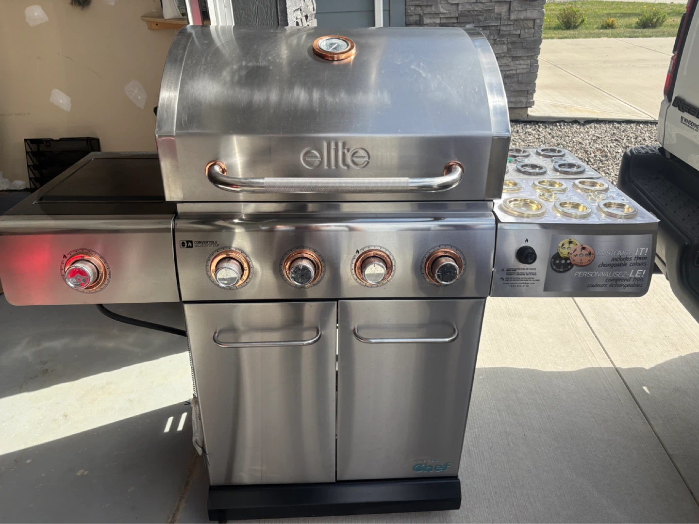 Elite 4-Burner Propane Gas Grill with Side Burner - photo 2