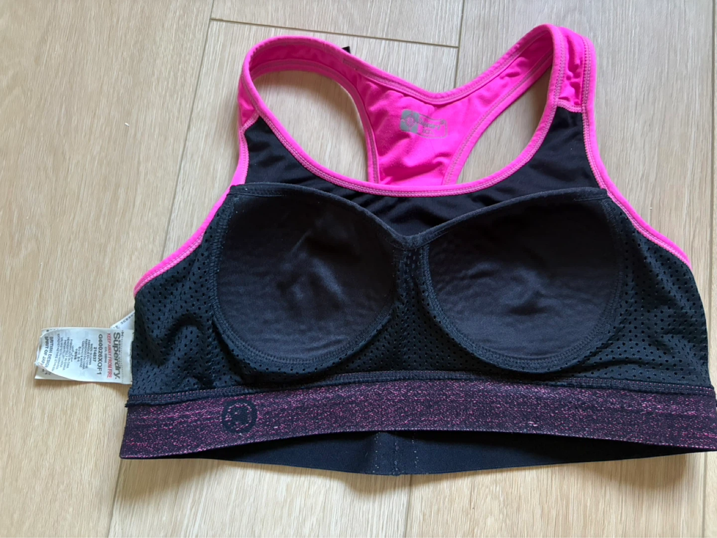 2 Medium superdry Sports Bra black pink moulded cups medium - photo 5