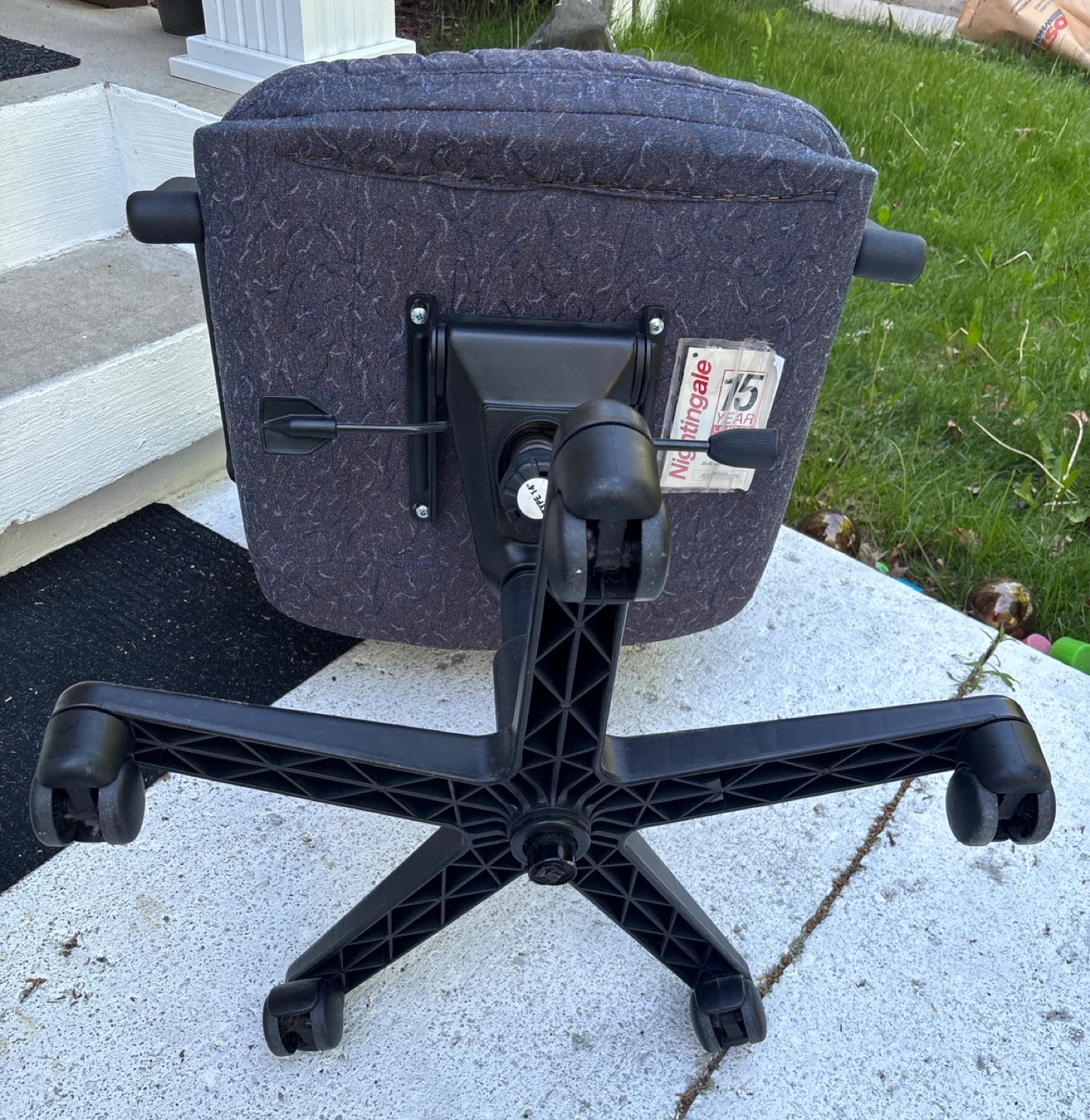 Nightingale Office Chair (with hydraulics) - photo 3