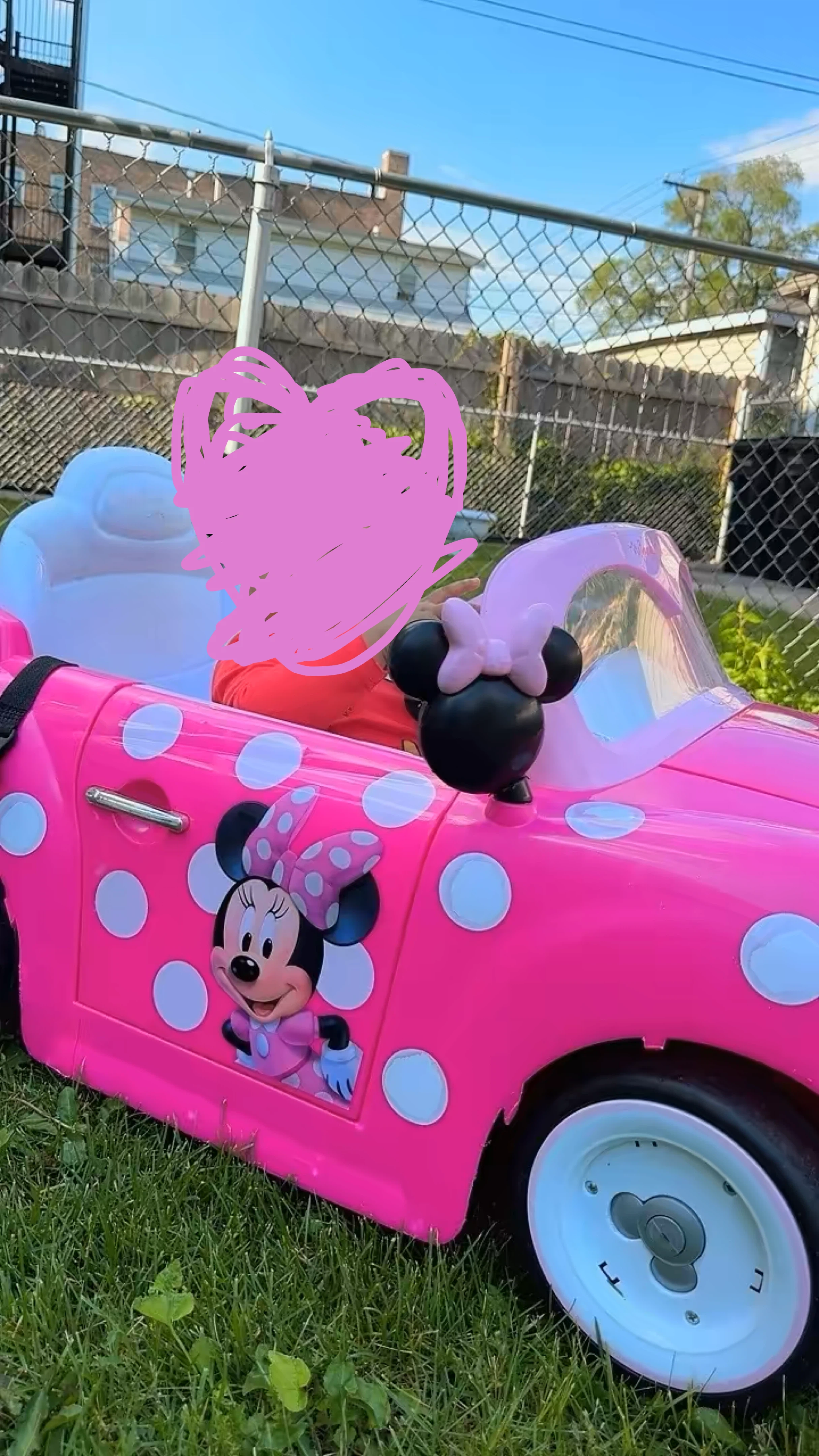 Disney Minnie Mouse Ride-On Car