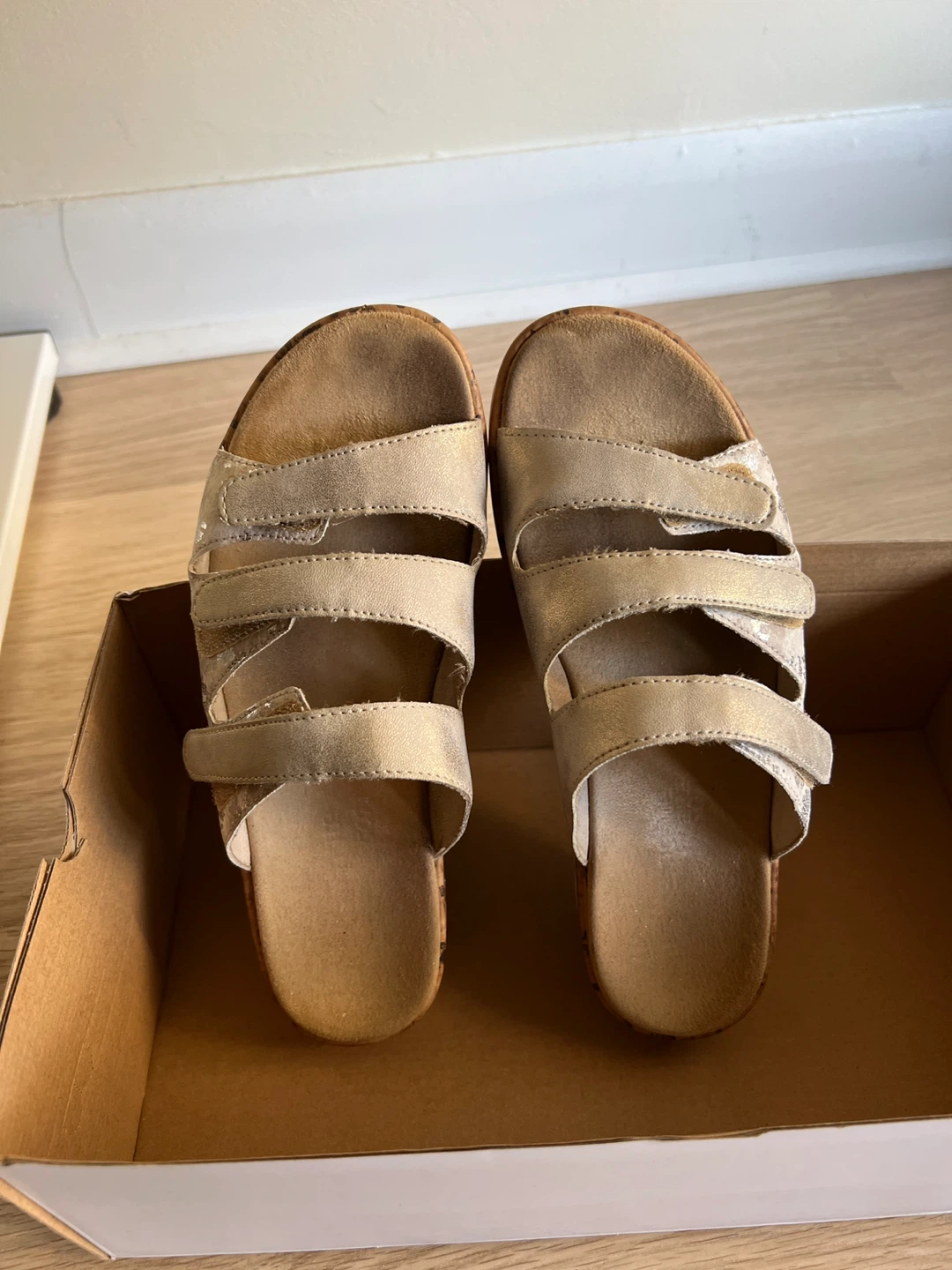 Women's Sandals