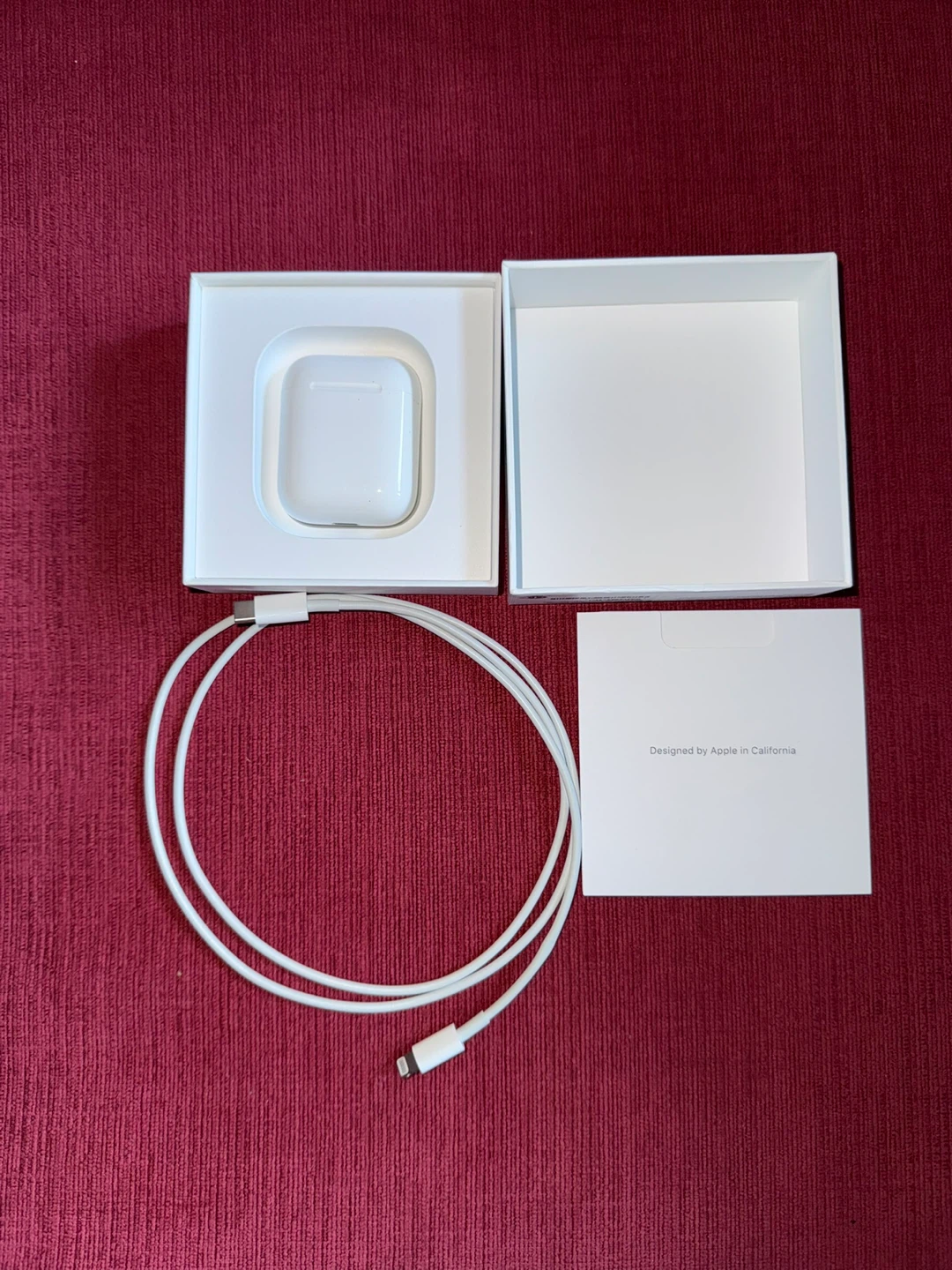 Apple Airpods (2nd Generation) with box, cable USED