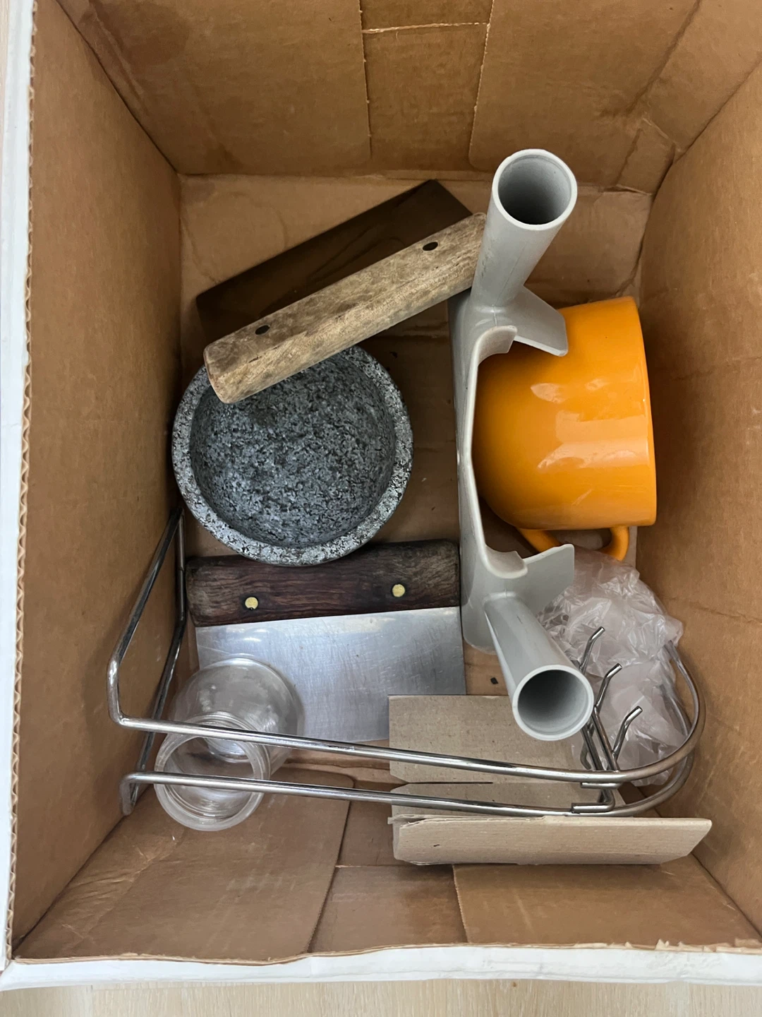 Assorted kitchenware from japanese restaurant - photo 5