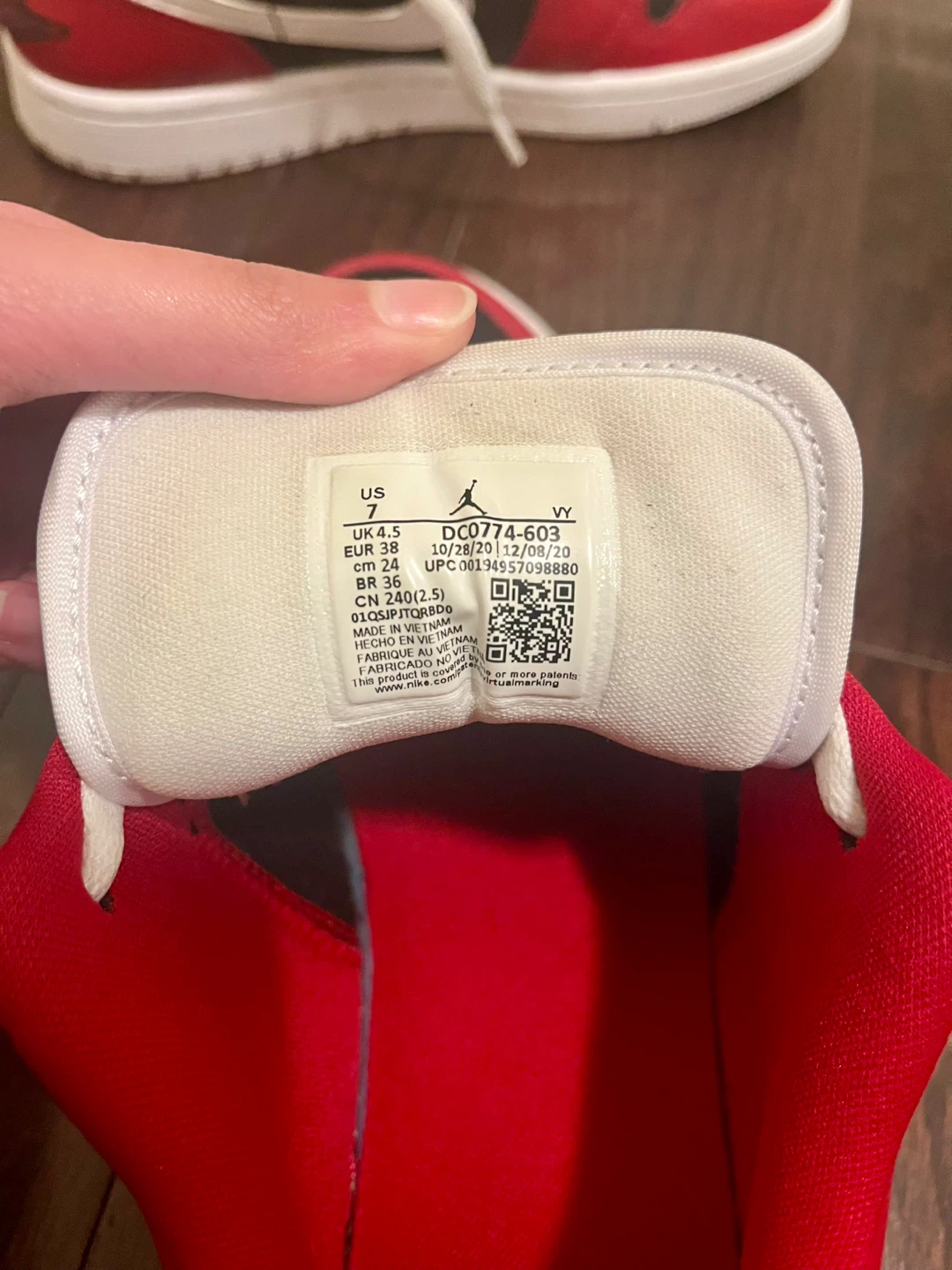 Air Jordan 1 Low Chicago Flip - photo 4