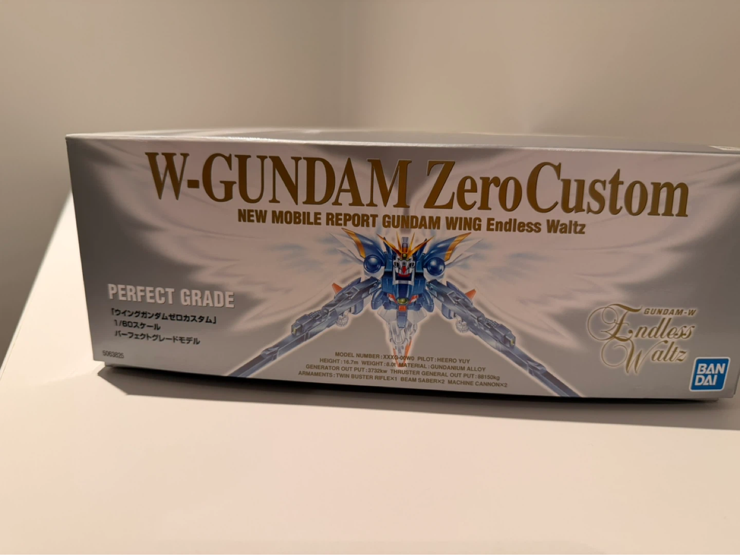 Bandai PG W-Gundam Zero Custom Model Kit - photo 2