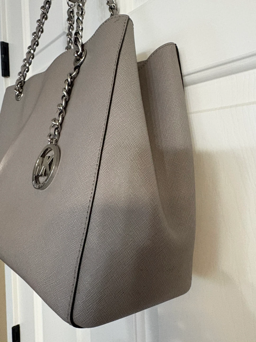 Michael Kors Shania Large Chain Tote - photo 4