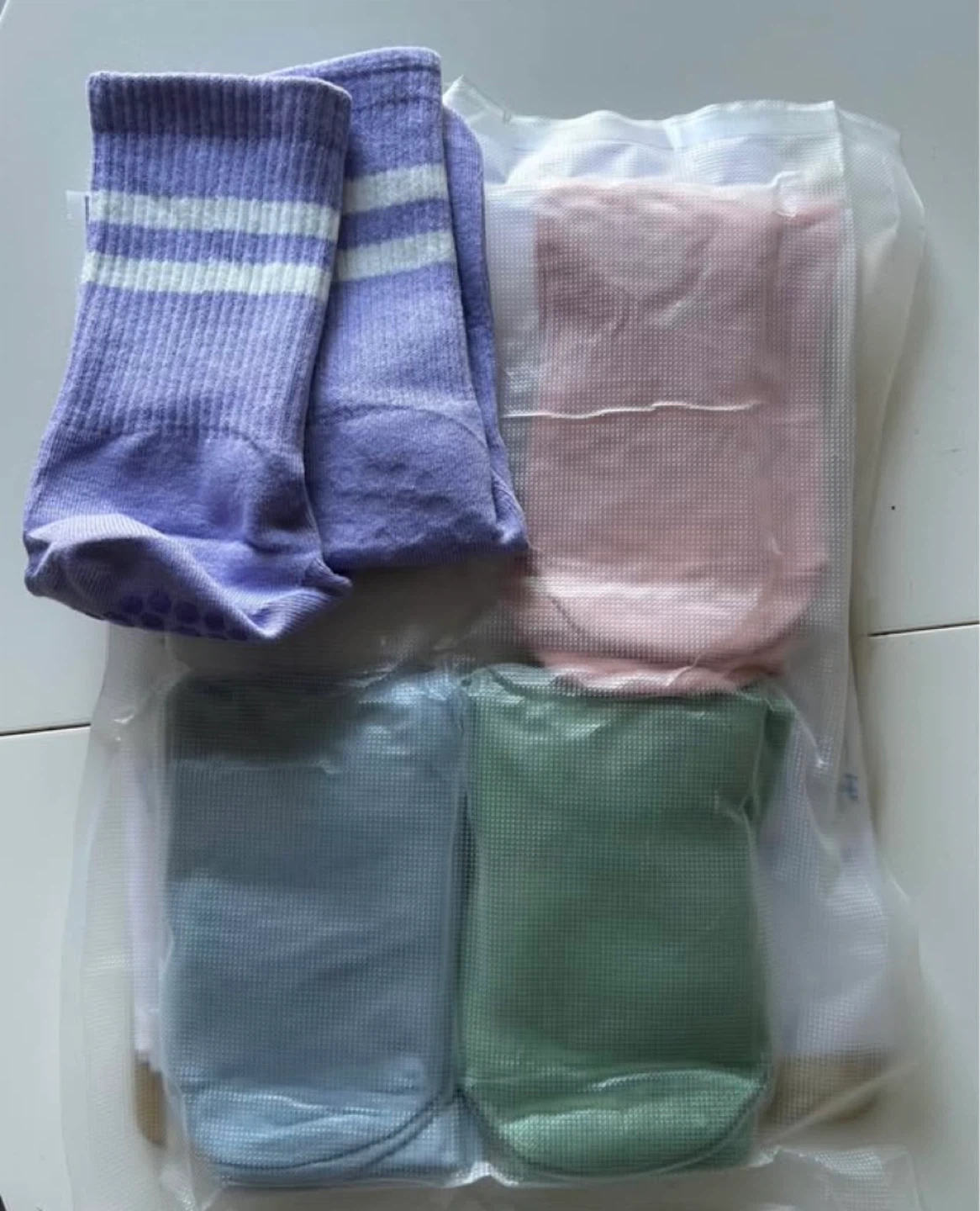 New Yoga Pilates Socks 4-Pack - photo 2