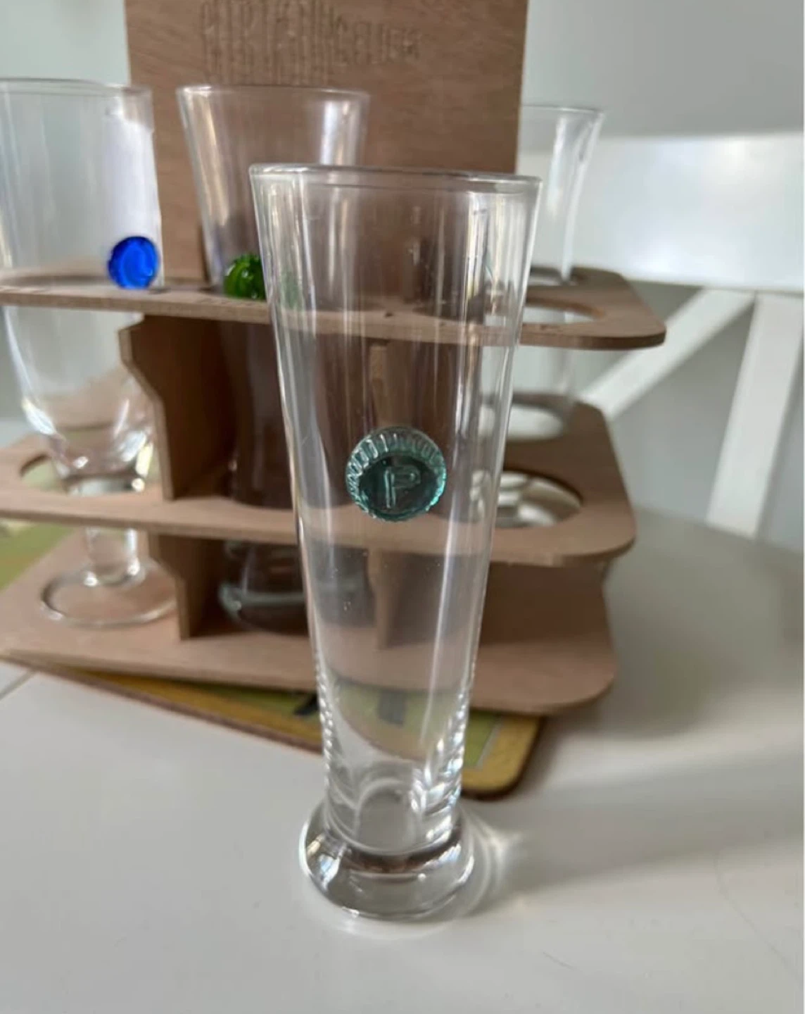 NEW Beer Tasting Flight Glasses with Wooden Caddy - photo 2