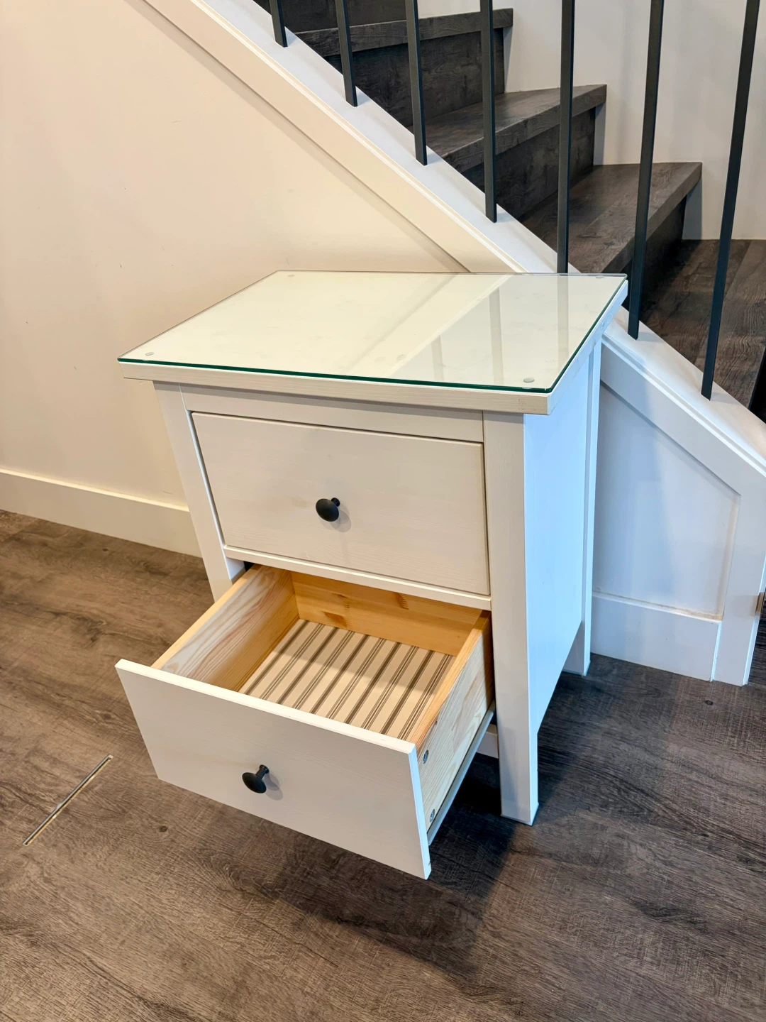 IKEA HEMNES nightstand with glass top - photo 3