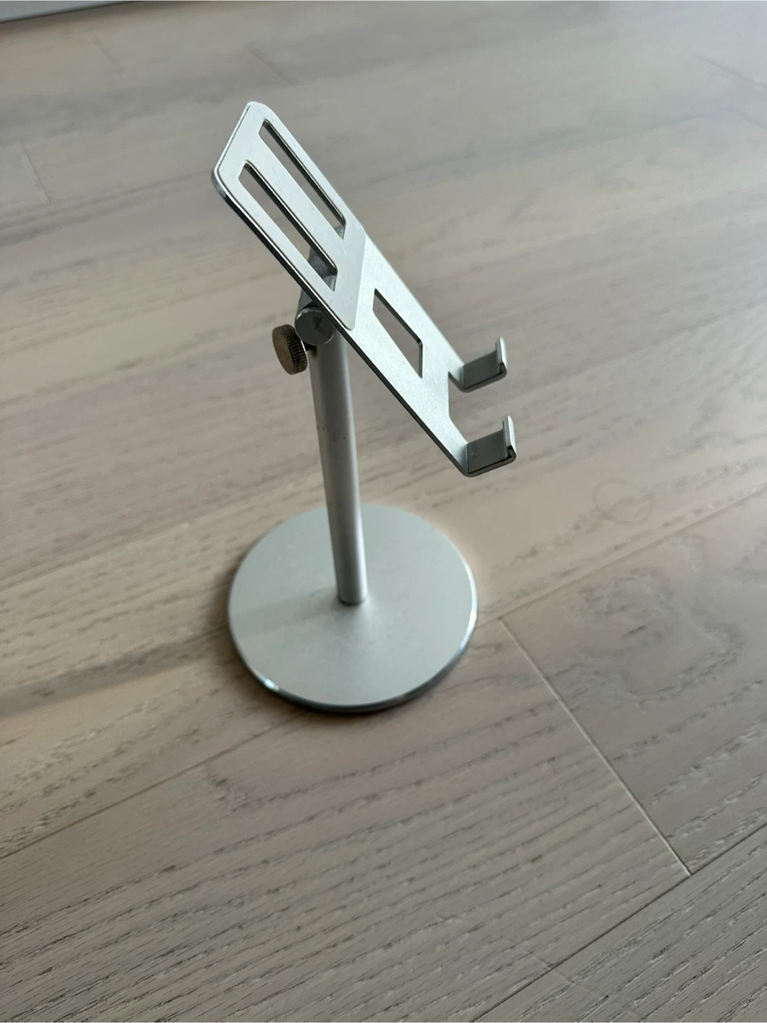 Adjustable Silver Cell Phone Stand