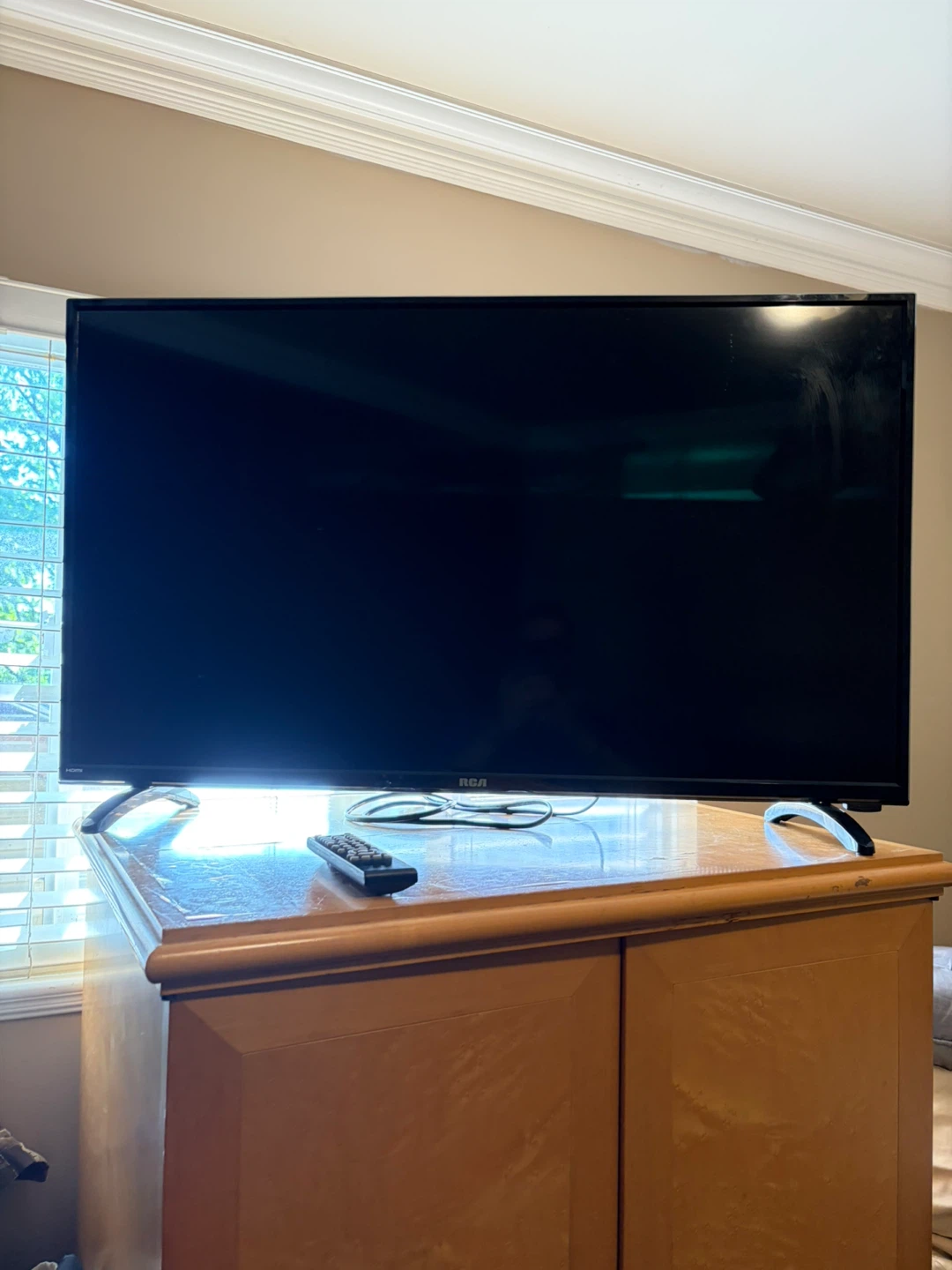 RCA 42" LED TV