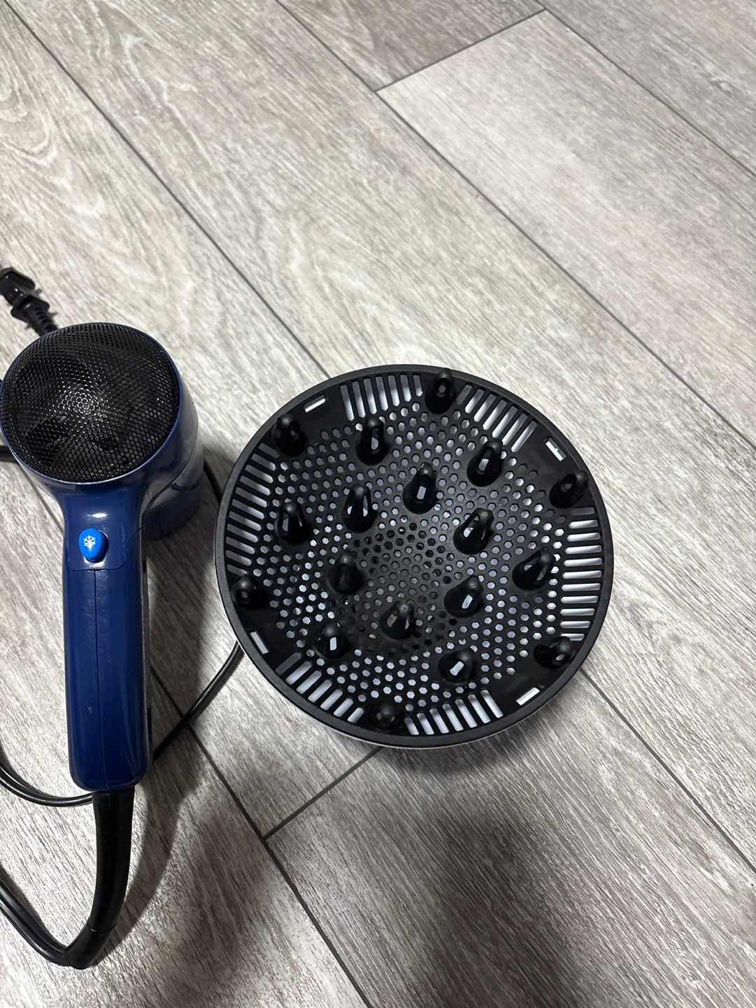 Hair Dryer with Diffuser attachment - photo 4
