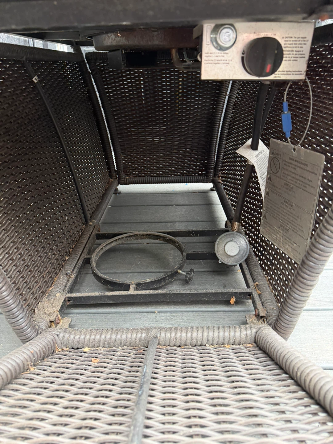 Rectangular Wicker & Glass Fire Pit Table - photo 4