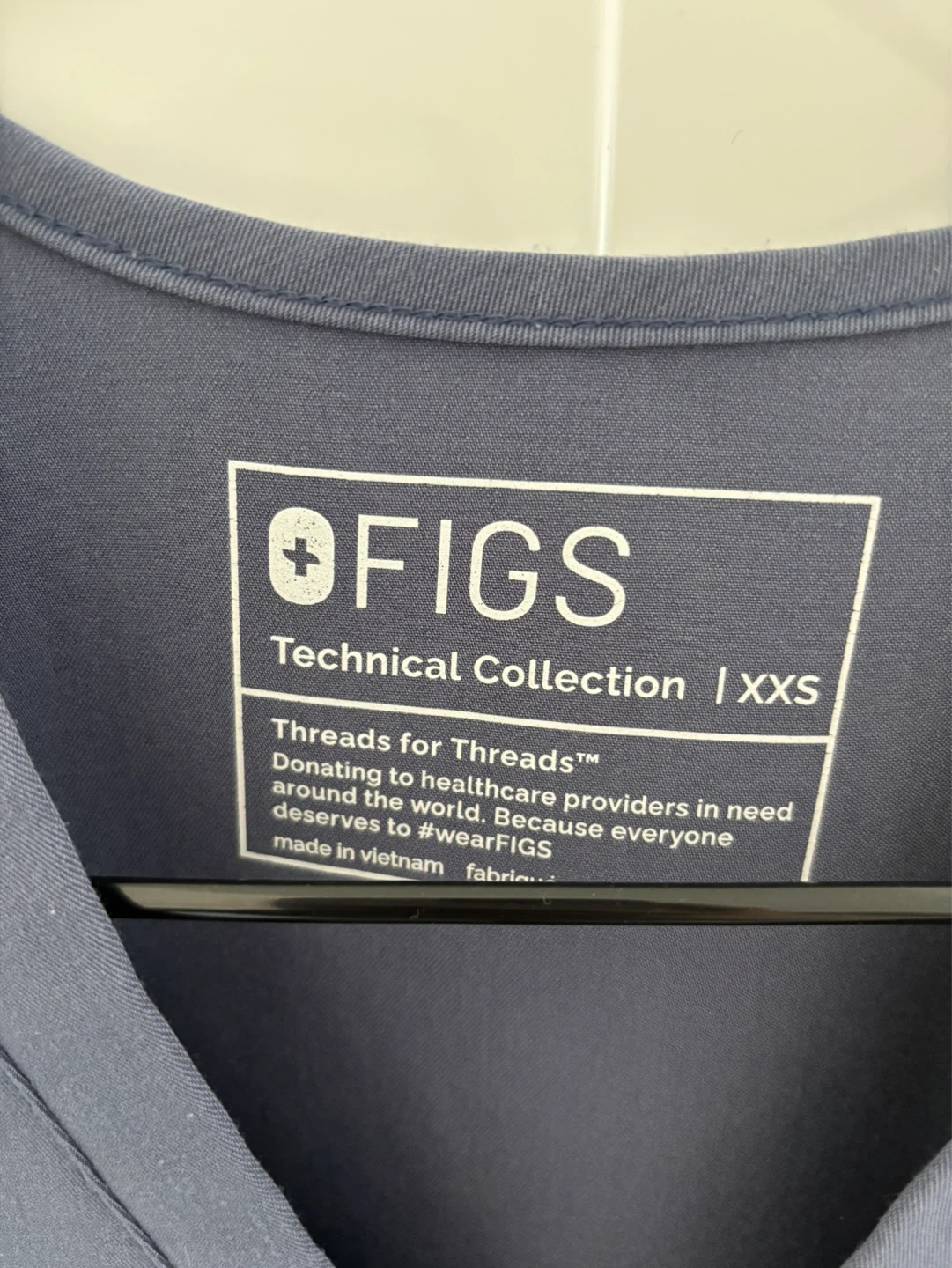 FIGS Space Navy Scrub Top and Pants Set - XXS/XS - photo 2