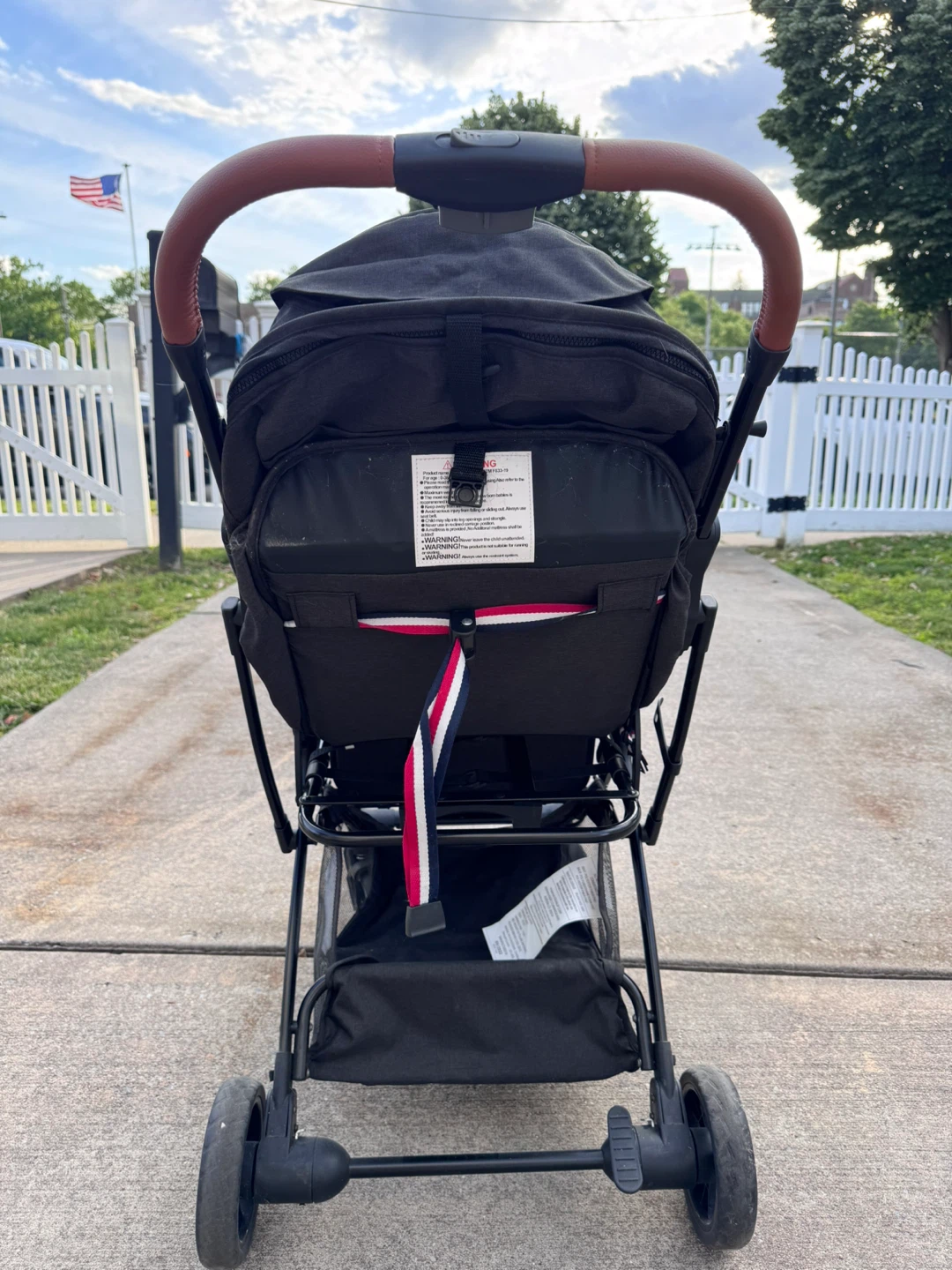 Black Lightweight Stroller - photo 3