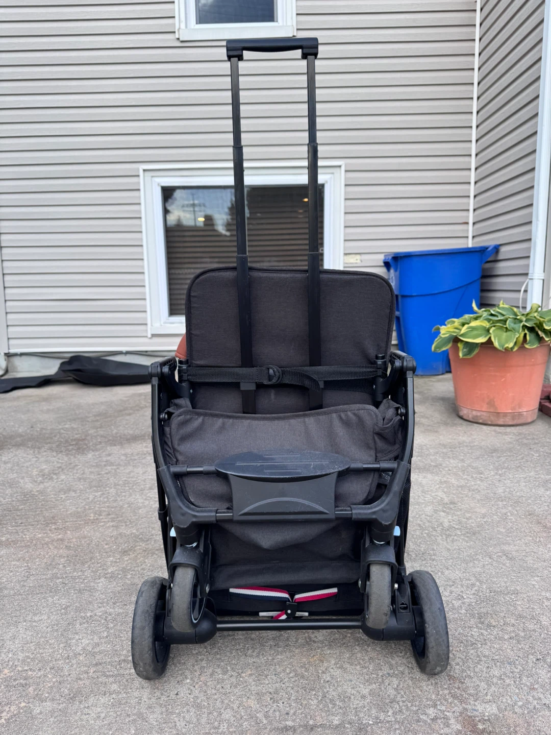 Black Lightweight Stroller - photo 4