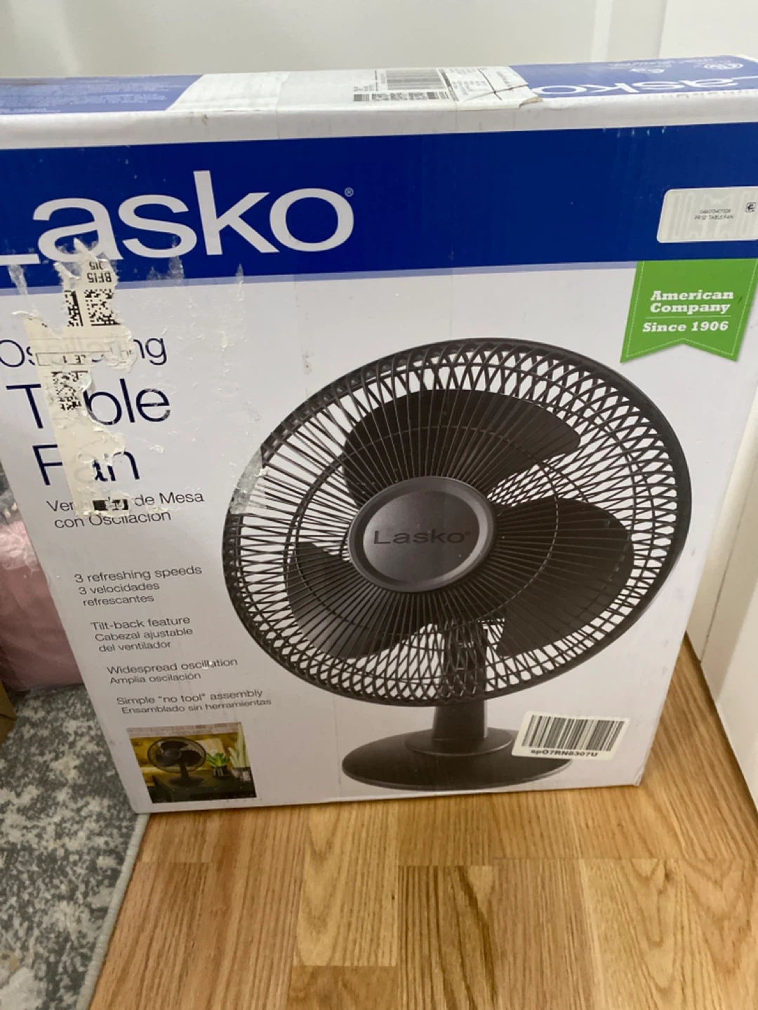 Lasko Oscillating Table Fan