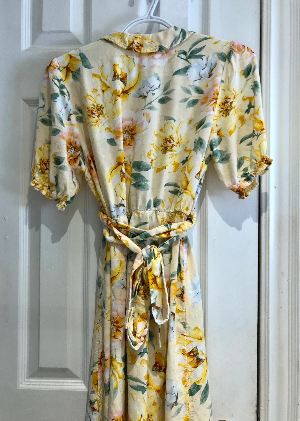 Old Navy Floral Wrap Dress small - photo 4