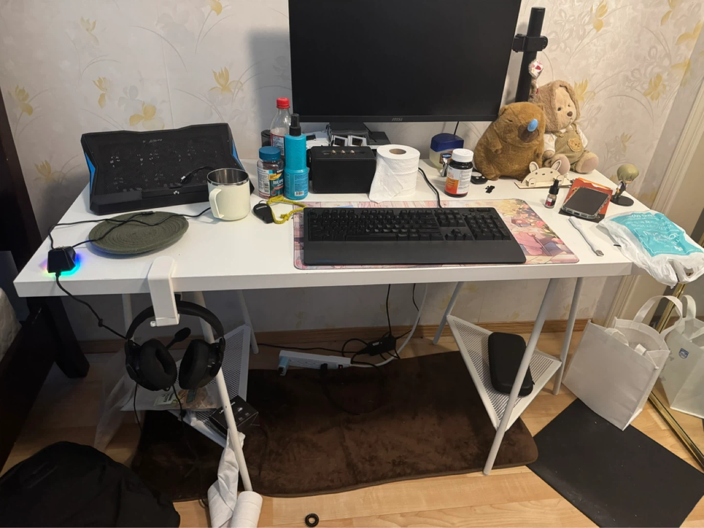 2 gaming tables