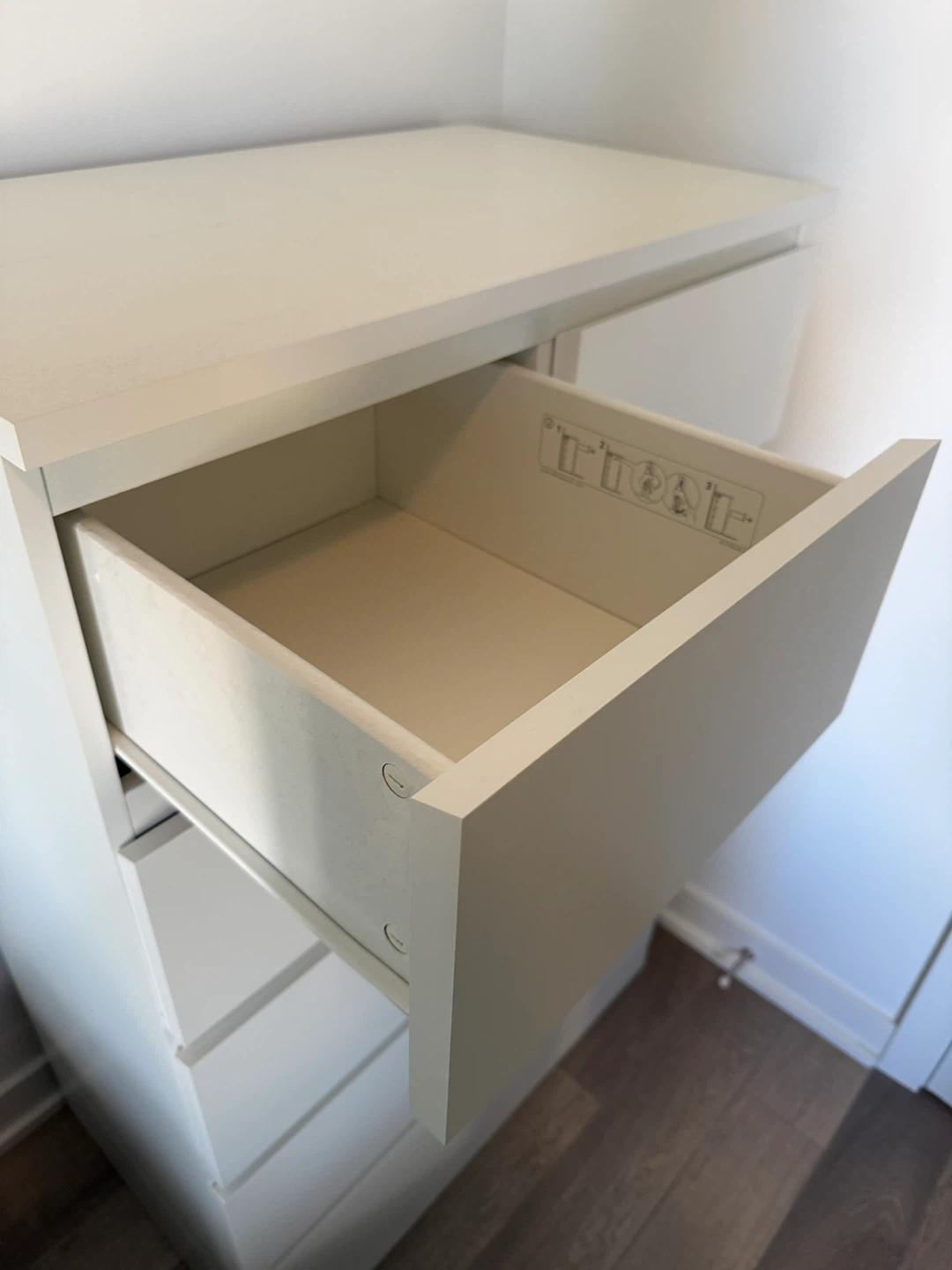 IKEA Malm 6-Drawer Dresser - White - photo 3