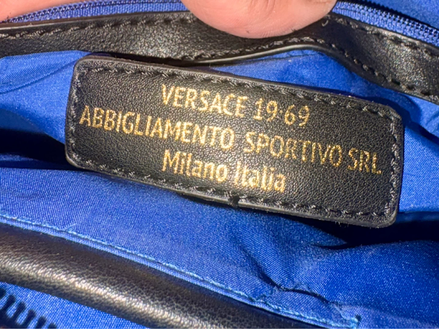 Authentic VERCACE  1969 croc Embossed  Handbag with Gold Chain - photo 3