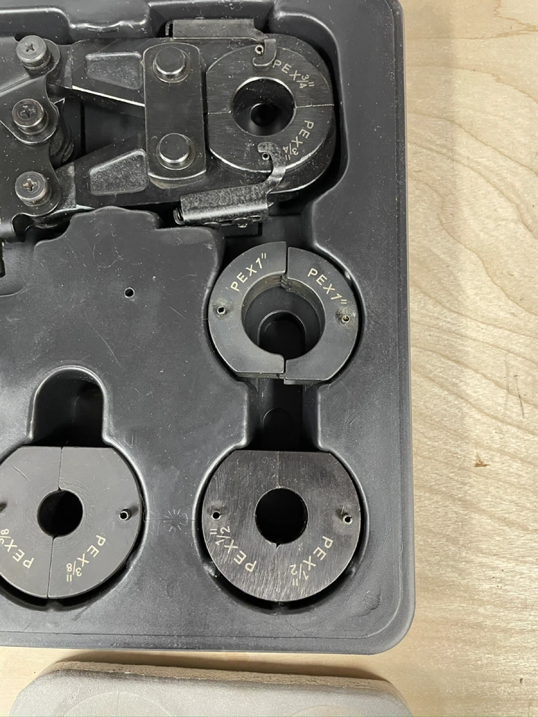 Apollo PEX Multi-Head Crimp Tool Kit - photo 3
