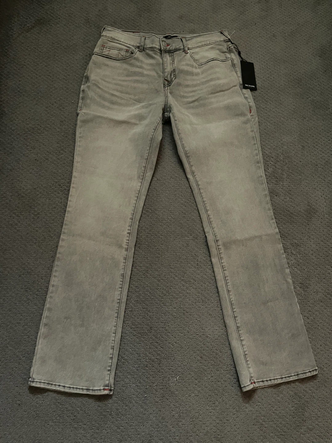 Selling a brand new, pair of True Religion Ricky Straight jeans. - photo 2