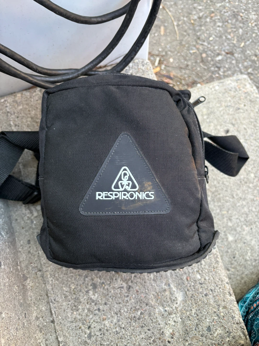 Respironics Portable Battery Pack w/ Accessories